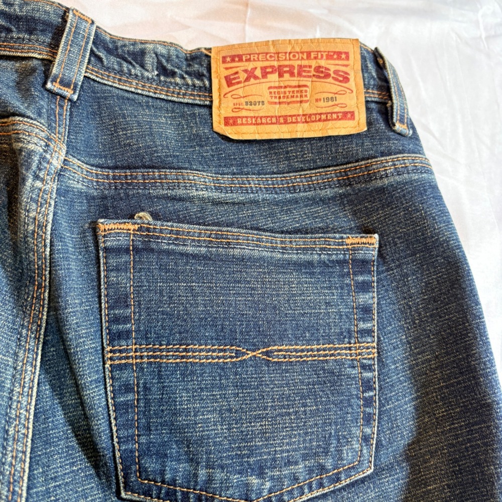 Express Sarula Flare Jeans Womens 8R Blue Stretch Medium Wash Precision Fit